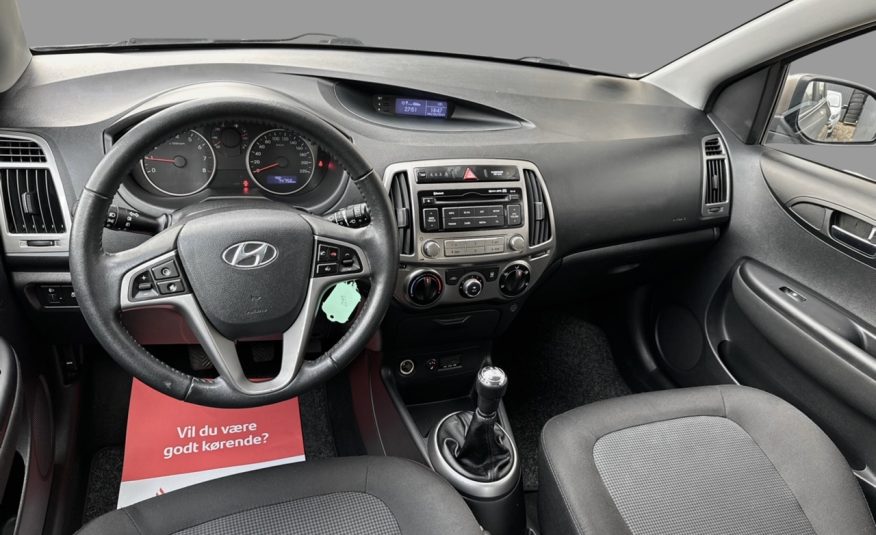 Hyundai i20 1,25 Classic XTR 5d