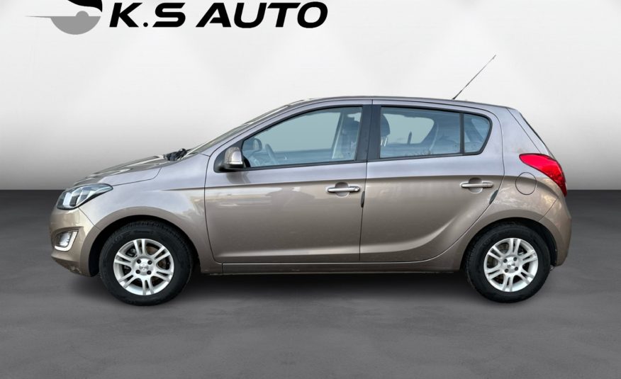 Hyundai i20 1,25 Comfort 5d