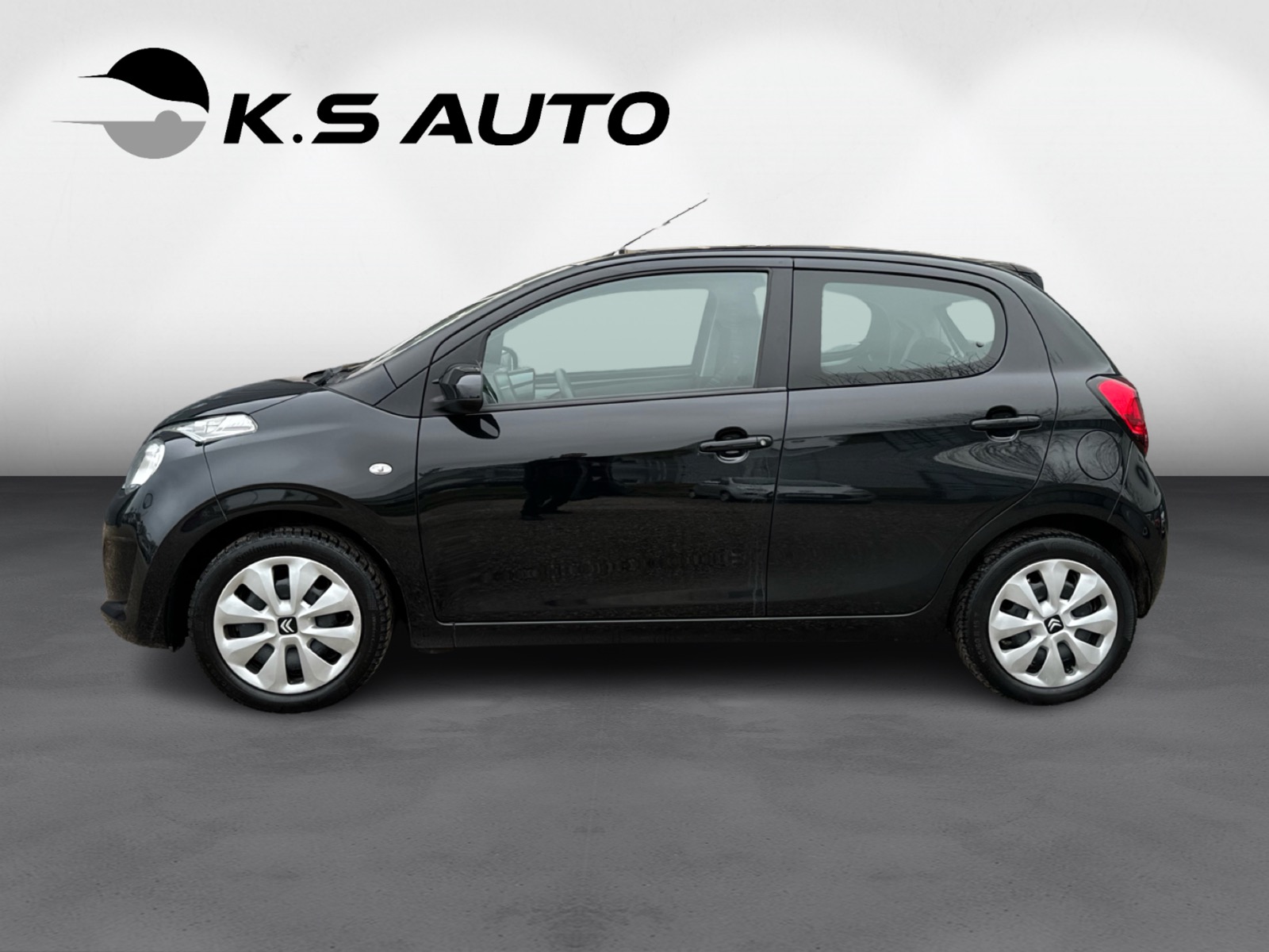 Citroën C1 1,2 PureTech 82 Iconic 5d