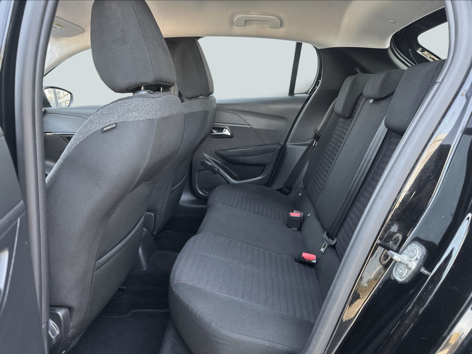 Peugeot 208 1,2 PureTech 75 Active 5d