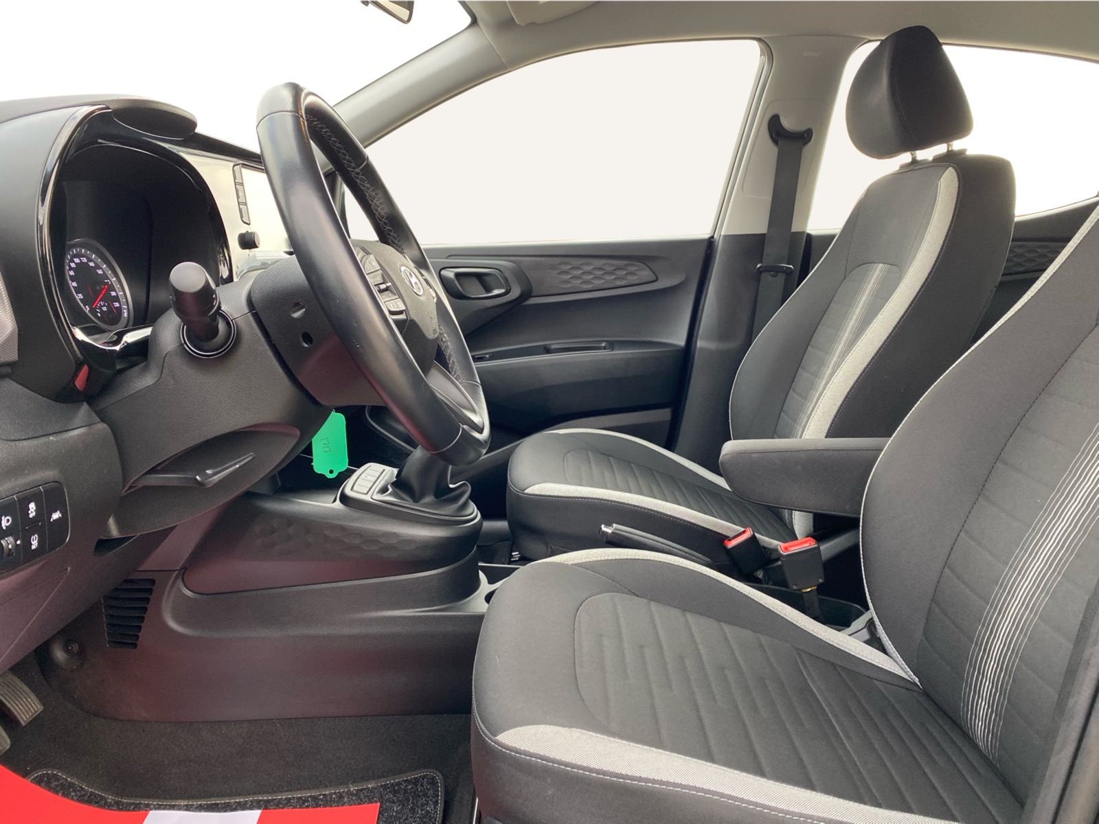 Hyundai i10 1,0 MPi Essential 5d