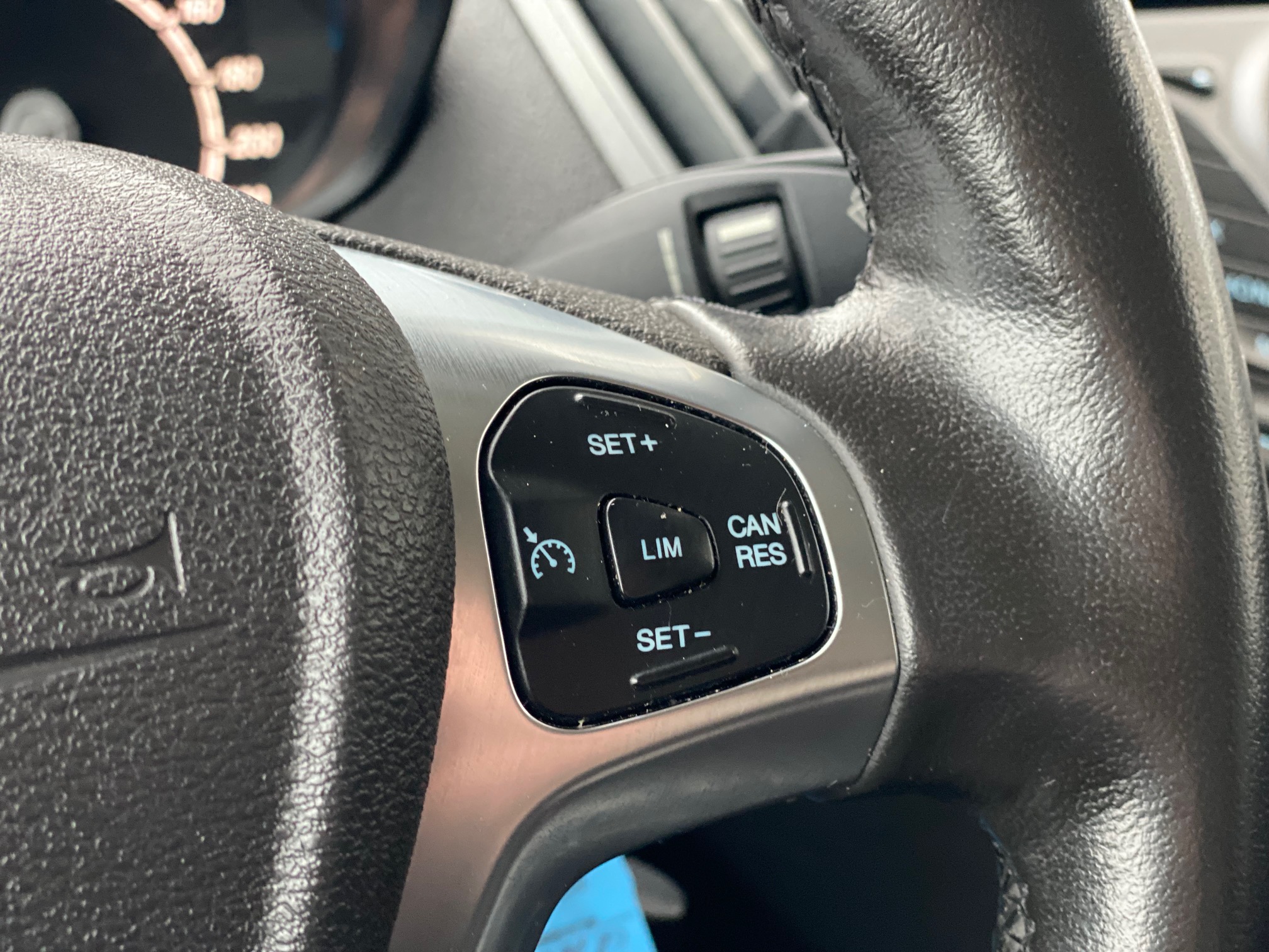 Ford Transit Courier 1,5 TDCi 75 Trend Van 4d + MOMS