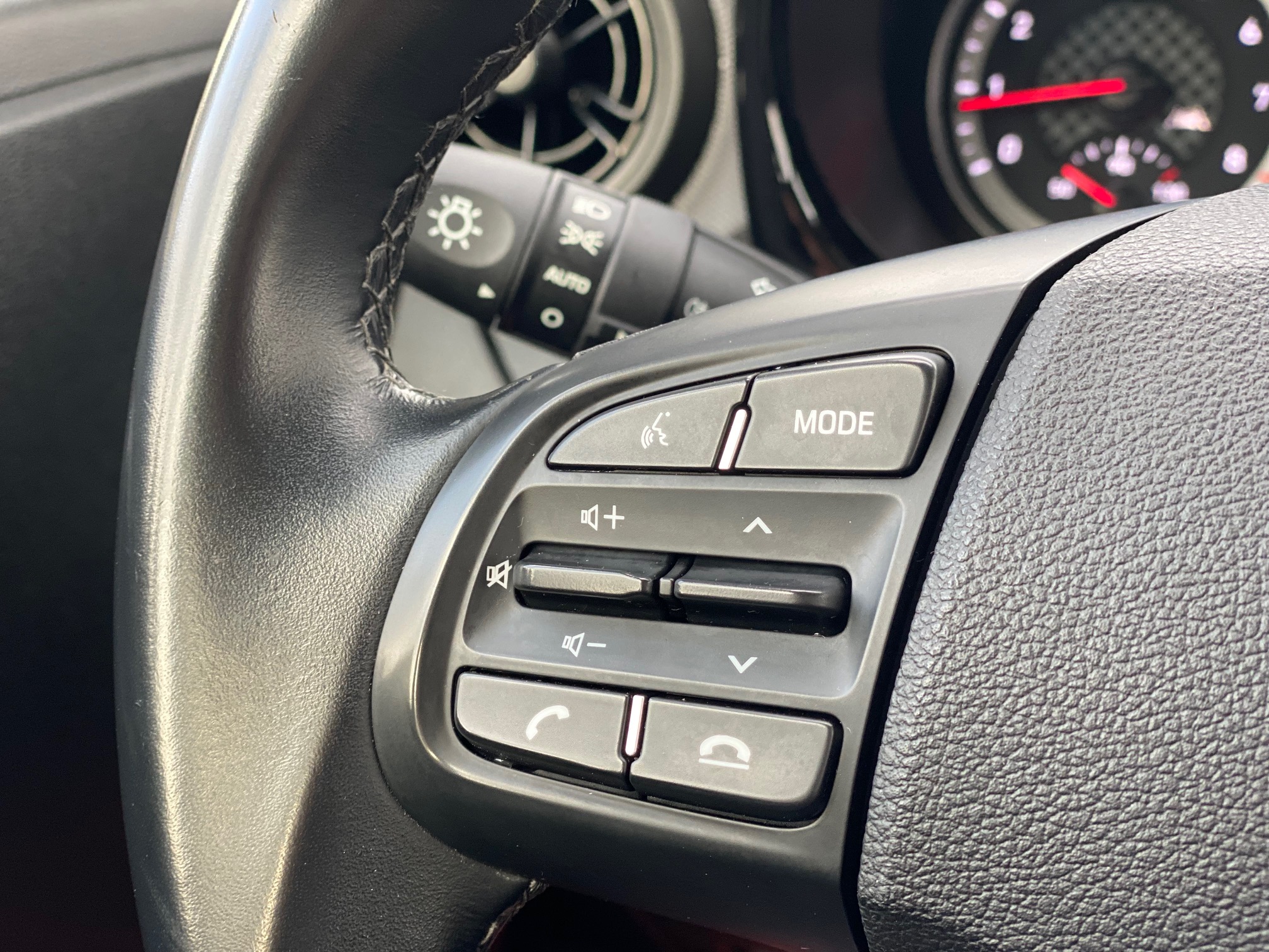 Hyundai i10 1,0 MPi Essential 5d