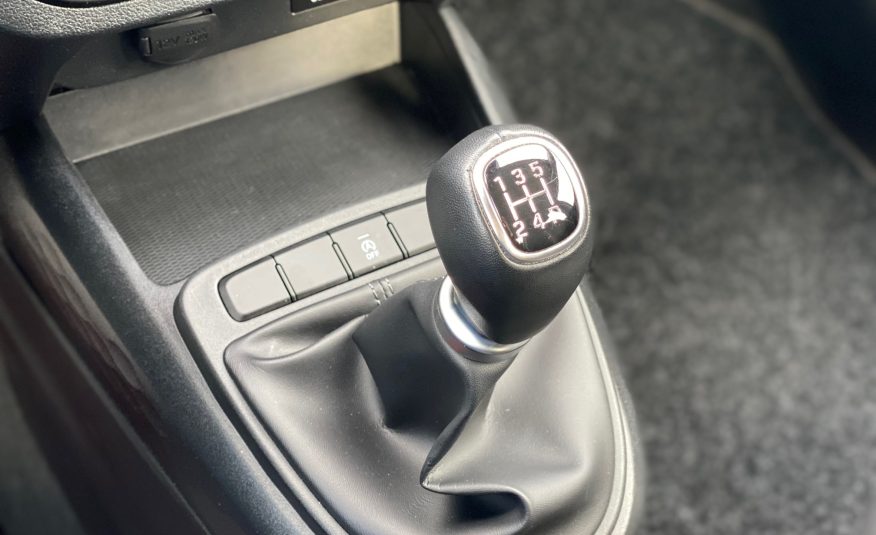 Hyundai i10 1,0 MPi Essential 5d