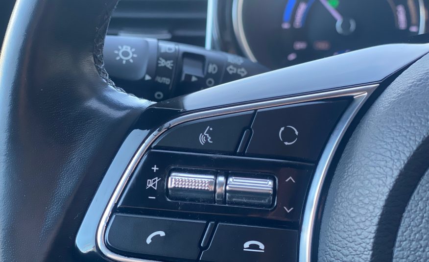 Kia XCeed 1,6 PHEV Upgrade DCT 5d
