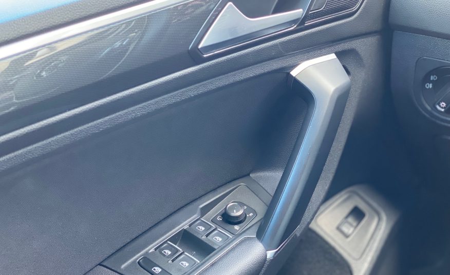 VW Tiguan 1,4 TSi 150 Highline DSG 4Motion Van 5d MOMSFRI VAN