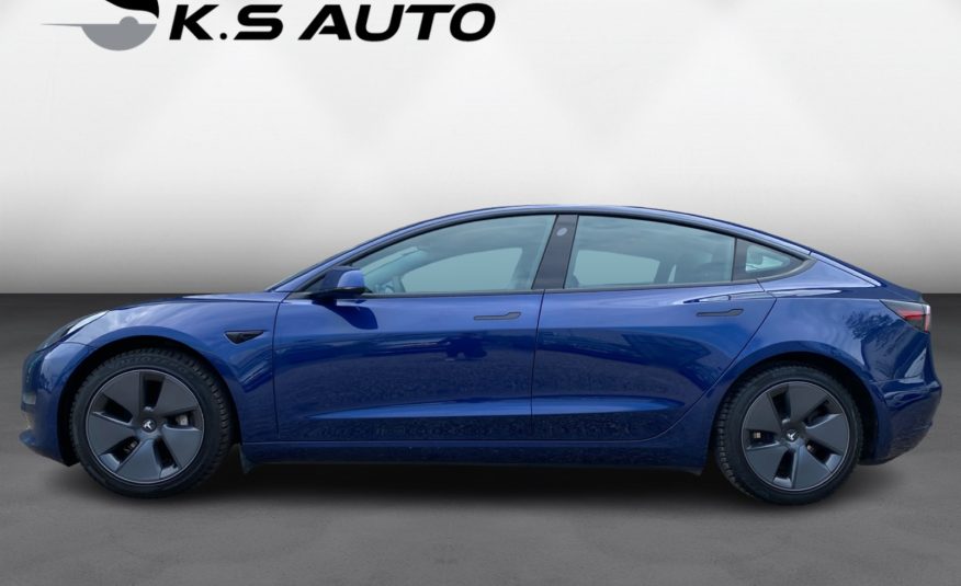 Tesla Model 3 Long Range AWD 4d