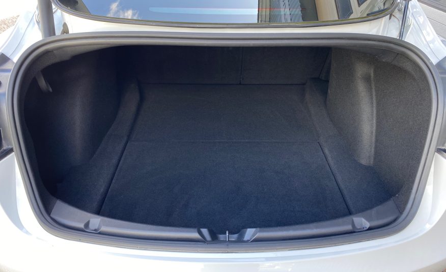 Tesla Model 3 Standard Range+ RWD 4d