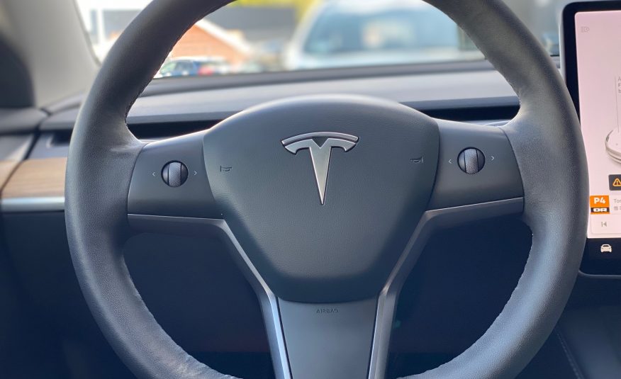 Tesla Model 3 Standard Range+ RWD 4d