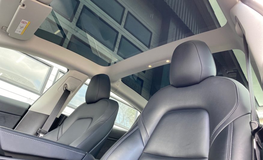 Tesla Model 3 Long Range AWD 4d