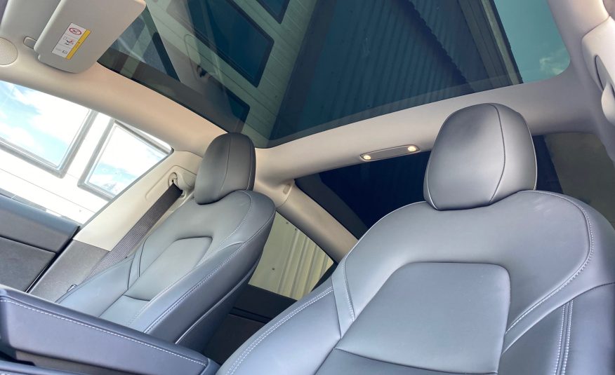 Tesla Model 3 Standard Range+ RWD 4d