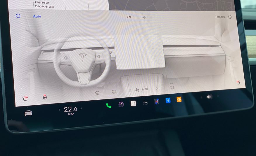 Tesla Model 3 Long Range AWD 4d
