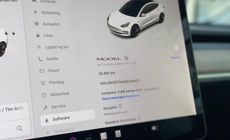 Tesla Model 3 Standard Range+ RWD 4d