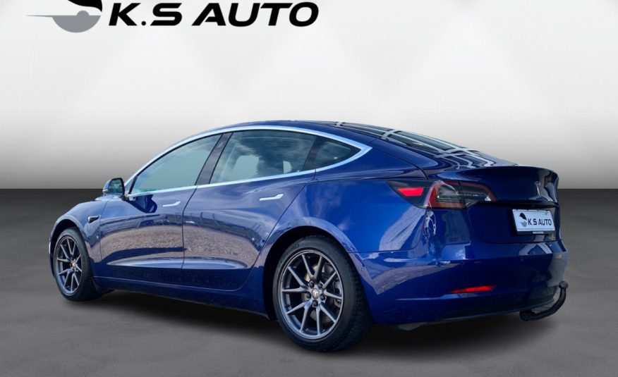 Tesla Model 3 Standard Range+ RWD 4d