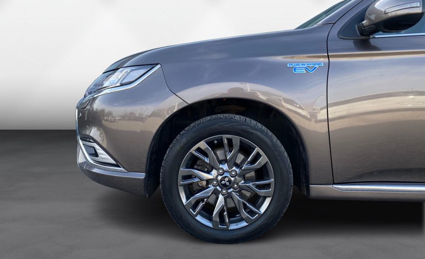 Mitsubishi Outlander 2,4 PHEV Intense CVT 4WD 5d