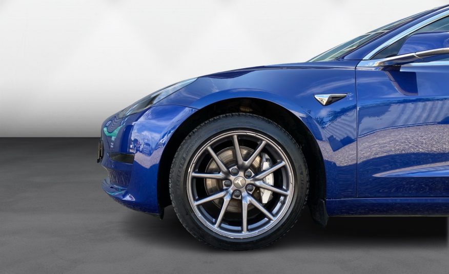 Tesla Model 3 Standard Range+ RWD 4d