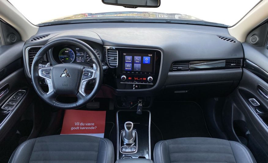 Mitsubishi Outlander 2,4 PHEV Intense CVT 4WD 5d