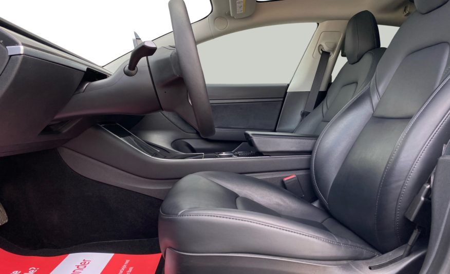 Tesla Model 3 Standard Range+ RWD 4d