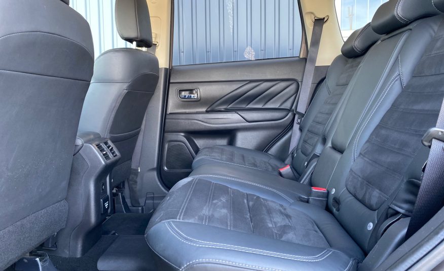 Mitsubishi Outlander 2,4 PHEV Intense CVT 4WD 5d