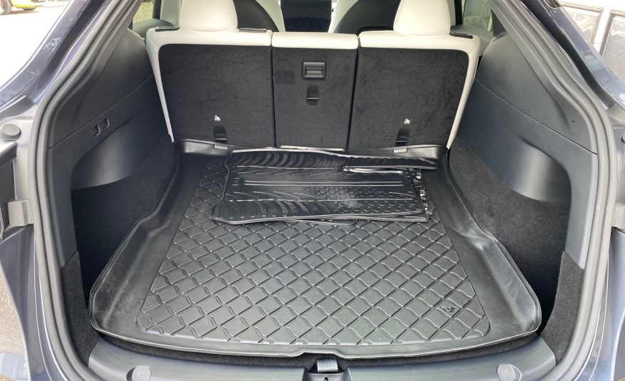 Tesla Model Y Long Range AWD 5d