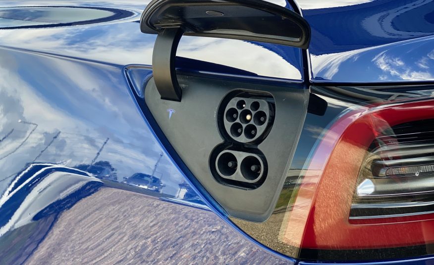 Tesla Model 3 Standard Range+ RWD 4d