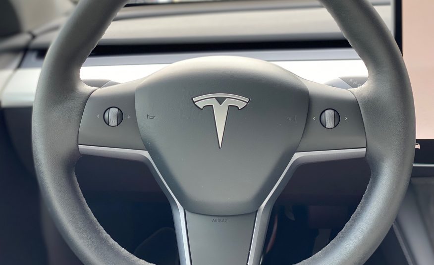 Tesla Model Y Long Range AWD 5d