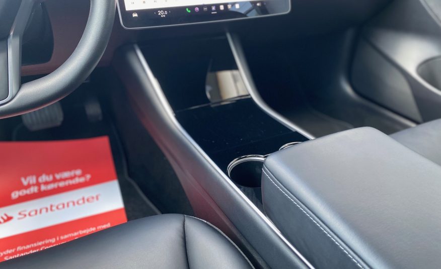 Tesla Model 3 Standard Range+ RWD 4d