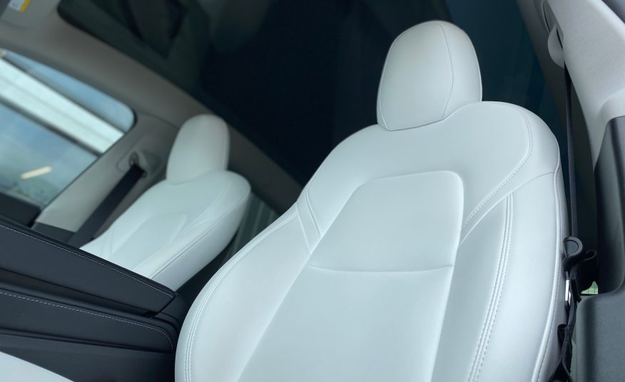 Tesla Model Y Long Range AWD 5d