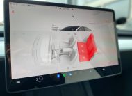 Tesla Model Y Long Range AWD 5d