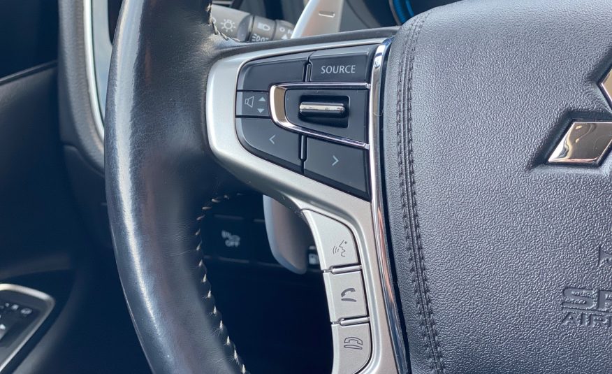 Mitsubishi Outlander 2,4 PHEV Intense CVT 4WD 5d