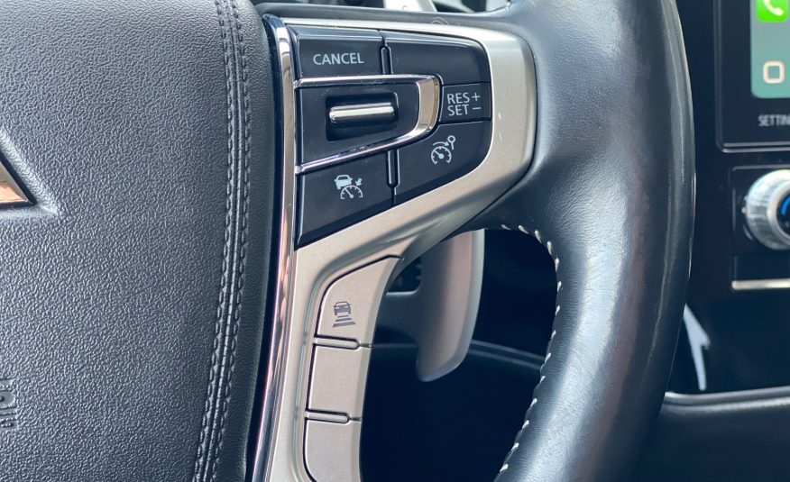 Mitsubishi Outlander 2,4 PHEV Intense CVT 4WD 5d