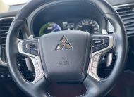 Mitsubishi Outlander 2,4 PHEV Intense CVT 4WD 5d