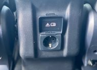 Mitsubishi Outlander 2,4 PHEV Intense CVT 4WD 5d