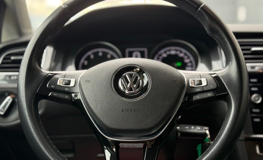 VW Golf VII 1,5 TSi 130 Comfortline DSG 5d