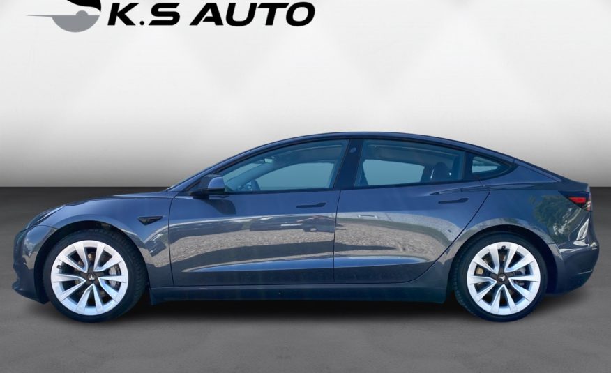 Tesla Model 3 Long Range AWD 4d