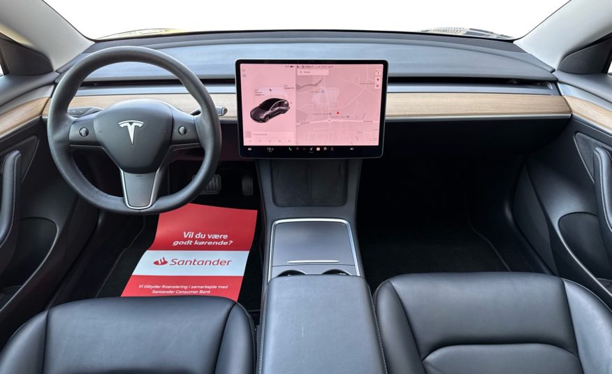 Tesla Model 3 Long Range AWD 4d