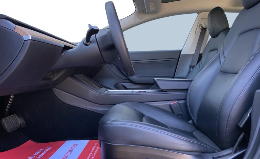 Tesla Model 3 Long Range AWD 4d