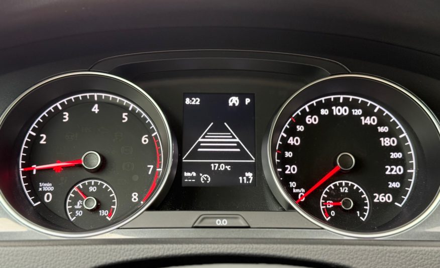 VW Golf VII 1,5 TSi 130 Comfortline DSG 5d
