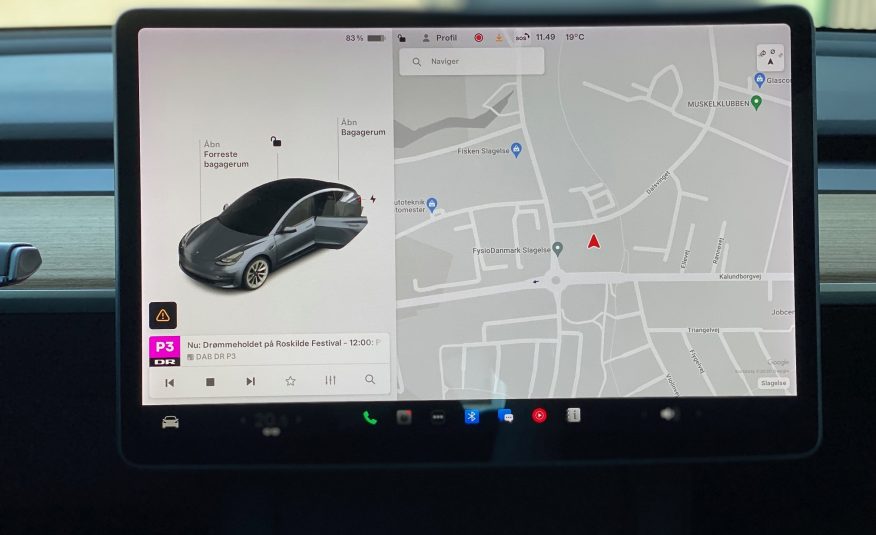 Tesla Model 3 Long Range AWD 4d