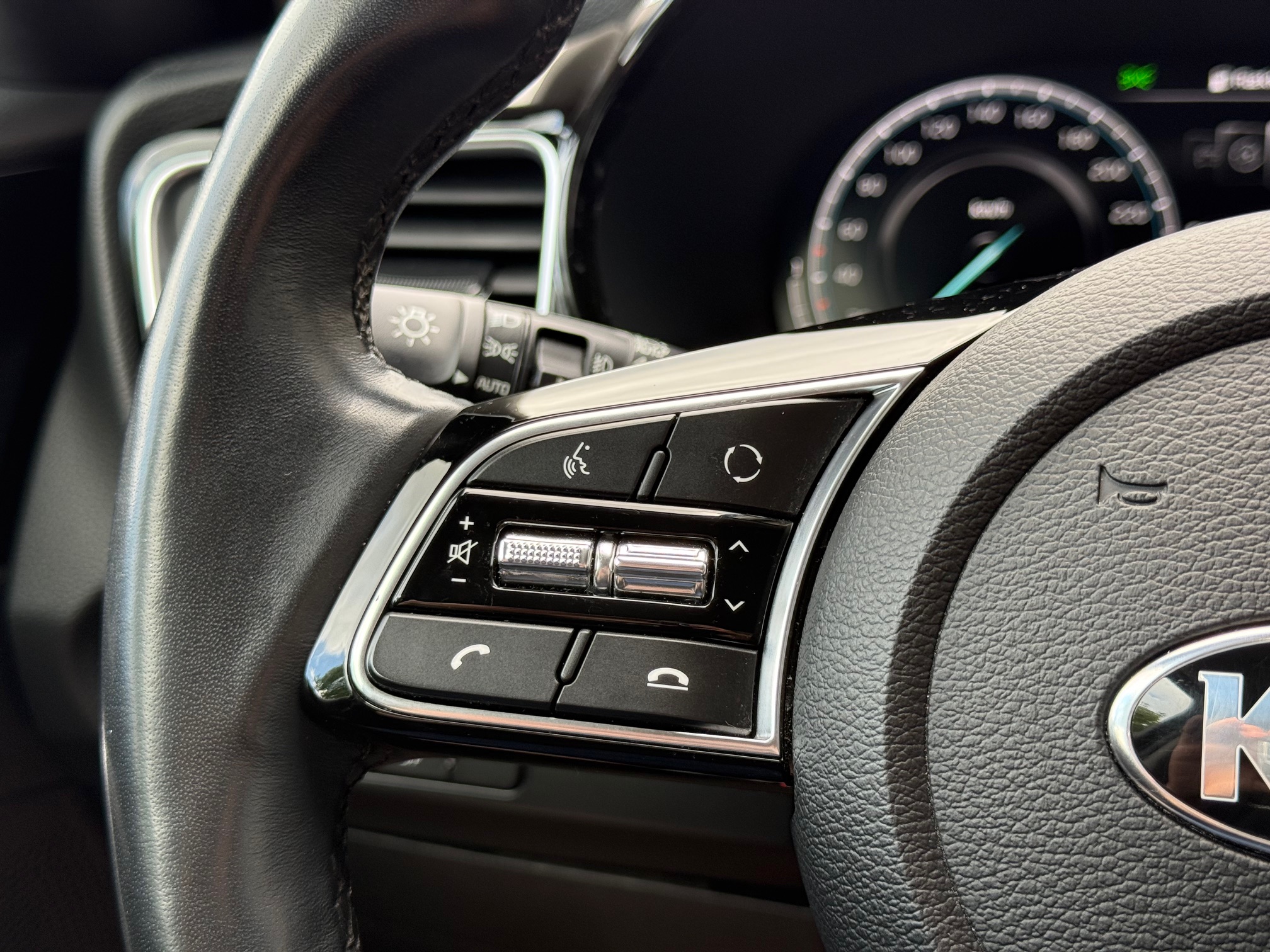 Kia XCeed 1,6 PHEV Upgrade DCT 5d