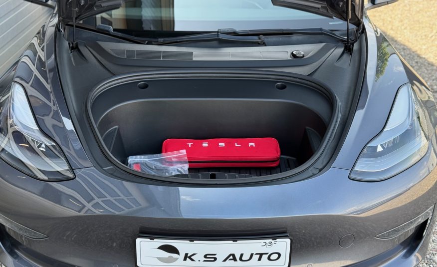 Tesla Model 3 Long Range AWD 4d