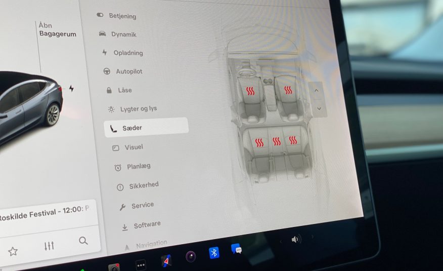 Tesla Model 3 Long Range AWD 4d