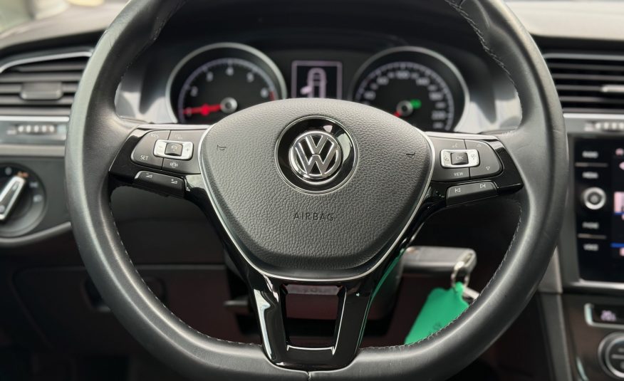 VW Golf VII 1,5 TSi 130 Comfortline Variant 5d
