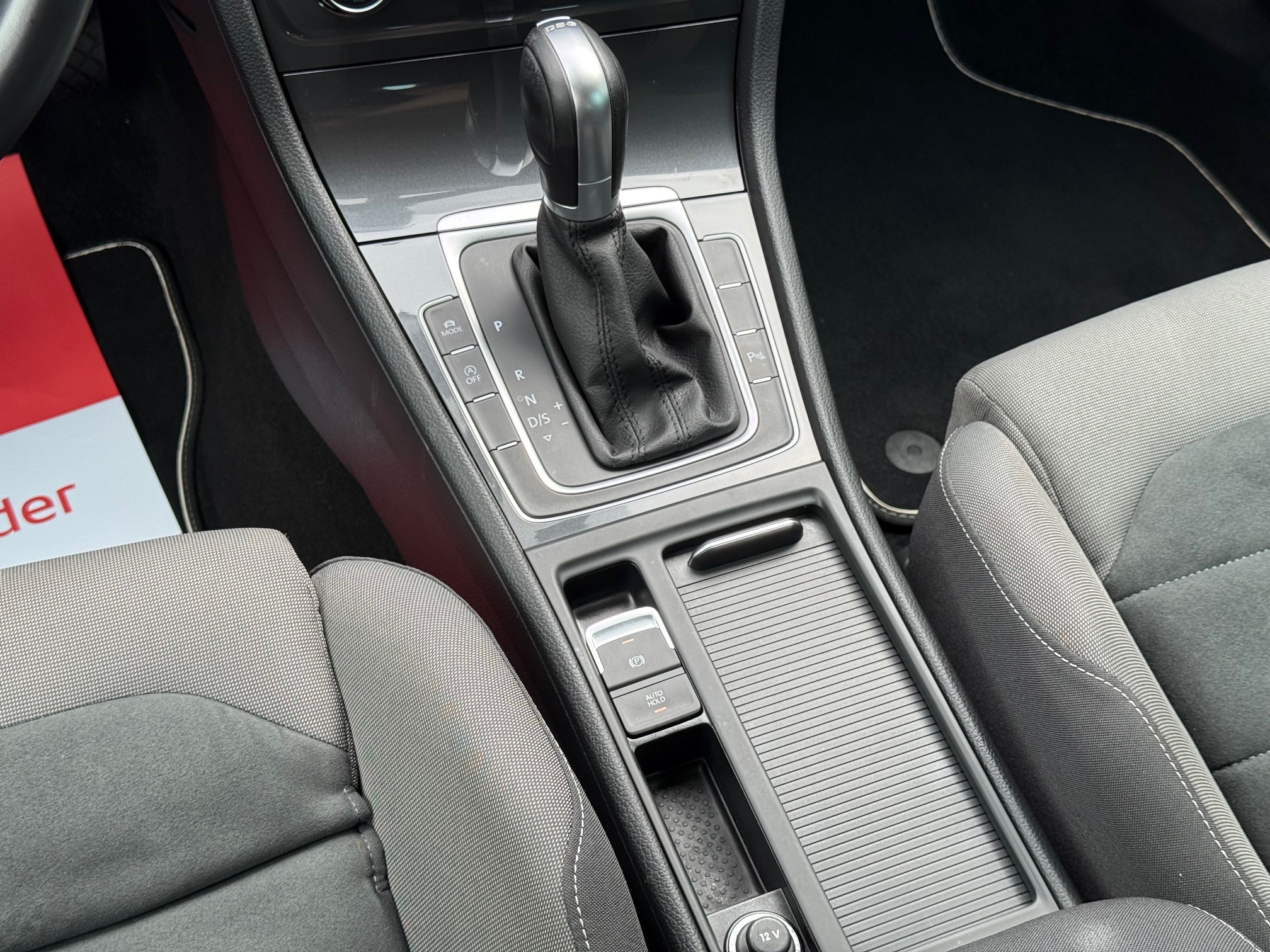 VW Golf VII 1,5 TSi 130 Comfortline Variant 5d