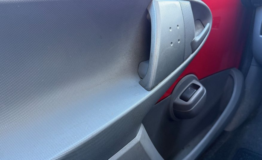 Citroën C1 1,0i Seduction E5G 5d