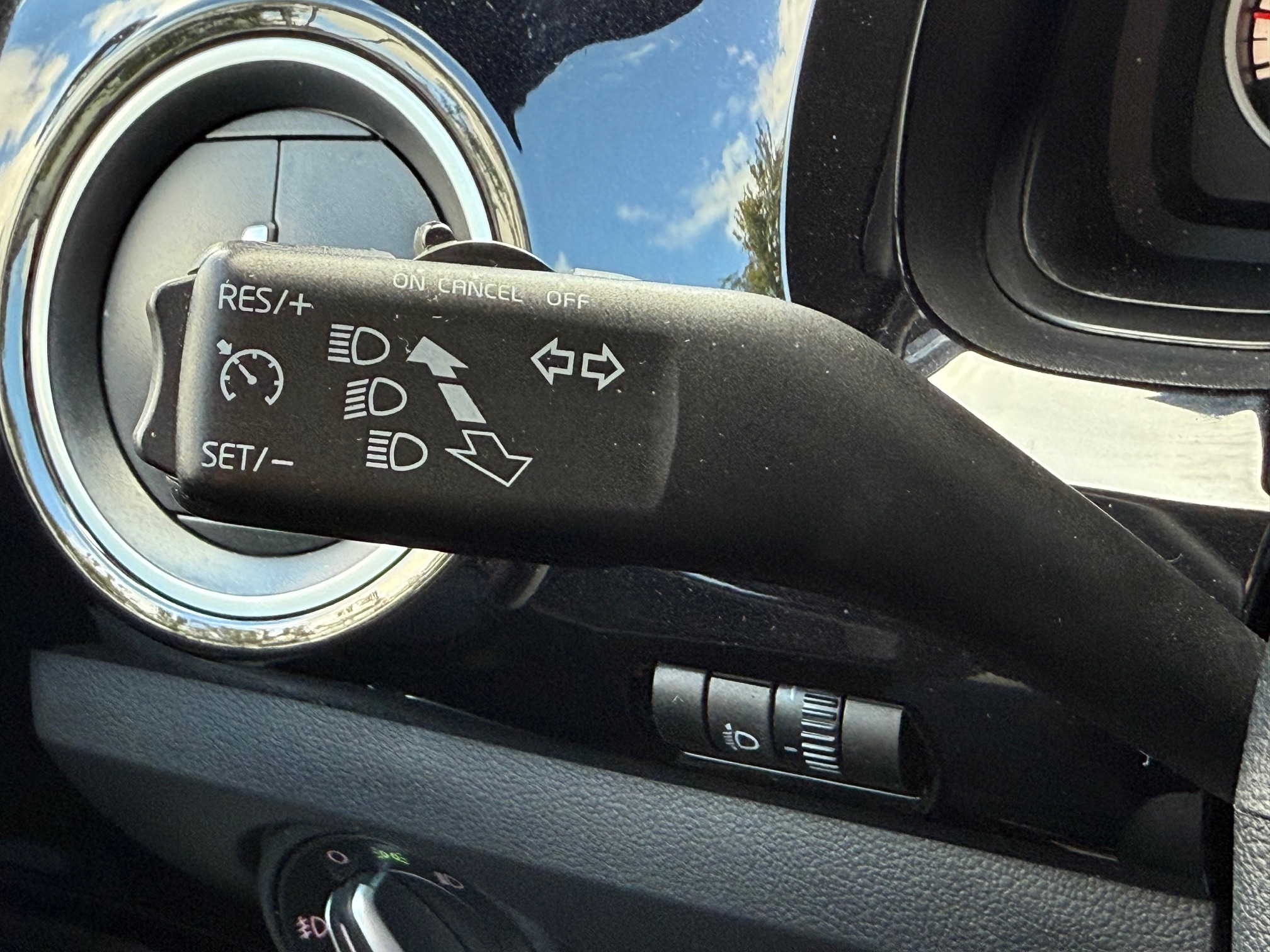 VW Up! 1,0 60 High Up! BMT 5d