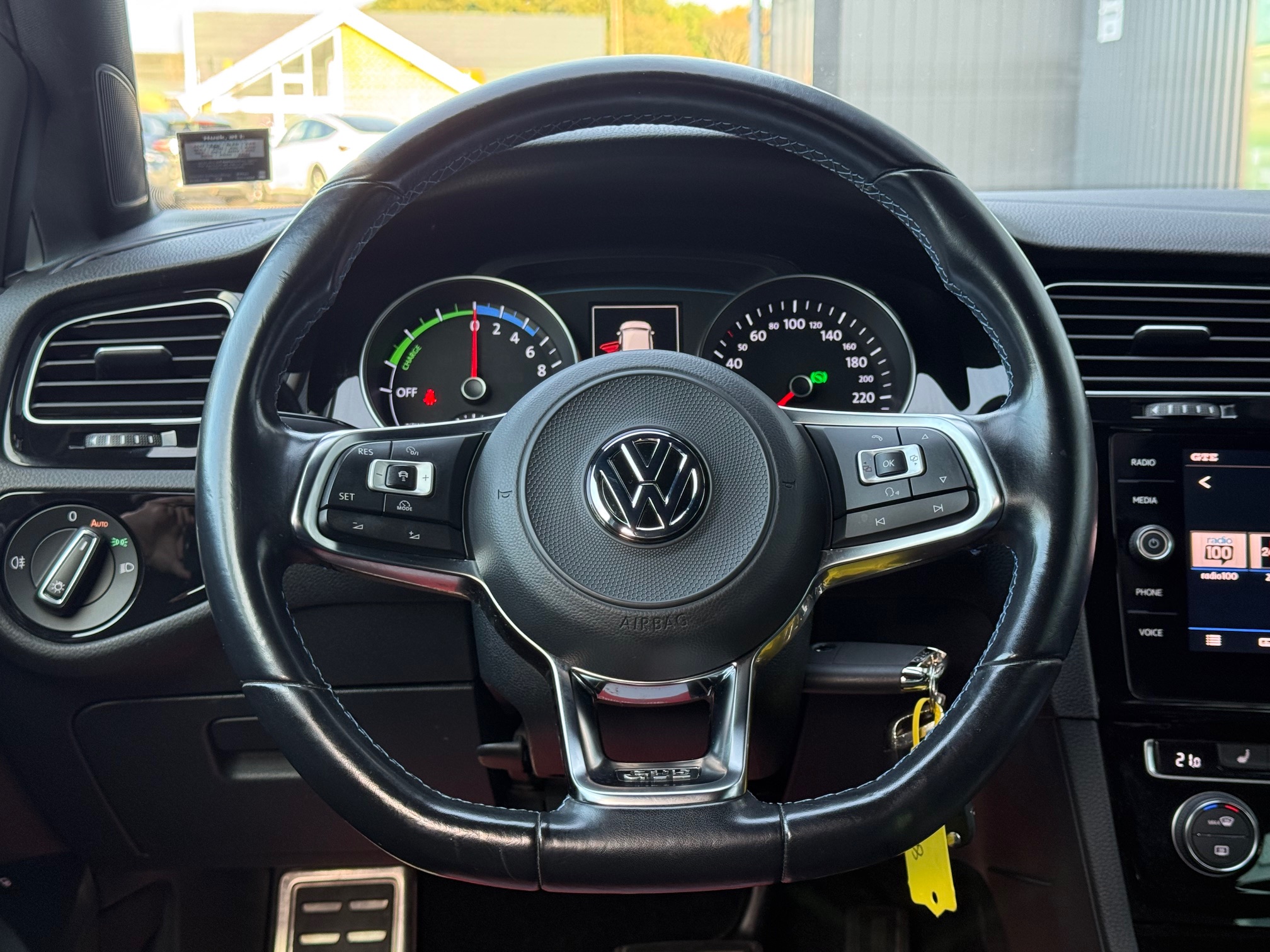 VW Golf VII 1,4 GTE DSG 5d