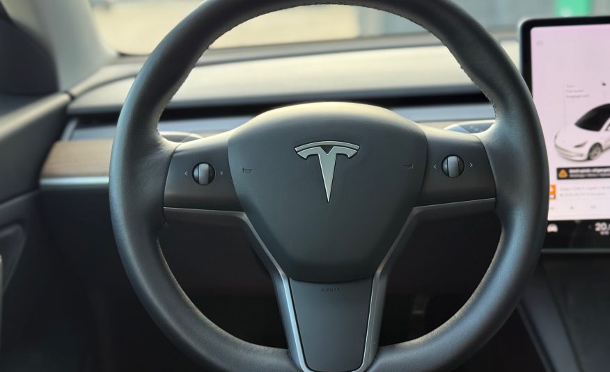 Tesla Model 3 Long Range AWD 4d