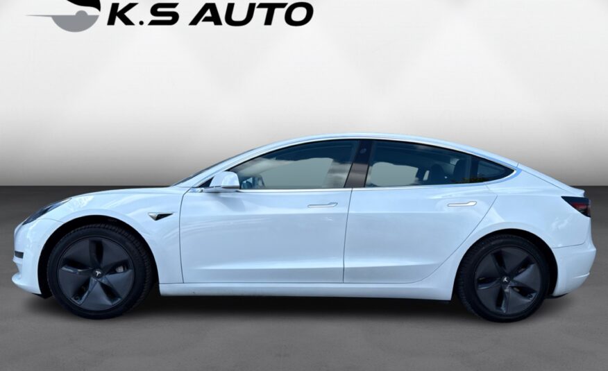 Tesla Model 3 Long Range AWD 4d