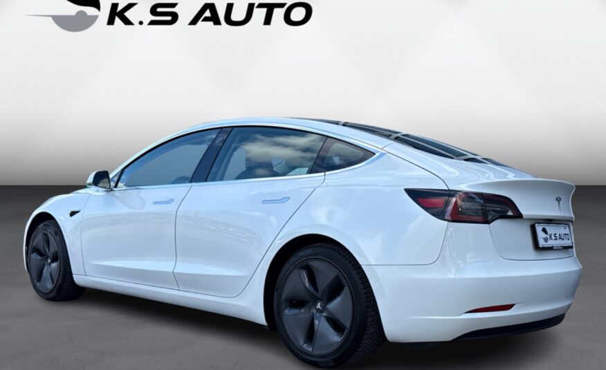 Tesla Model 3 Long Range AWD 4d